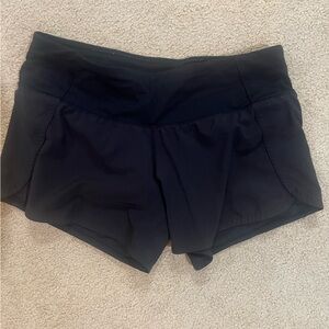 Lululemon Run Times Shorts II Size 6 Black Swift Ultra Light